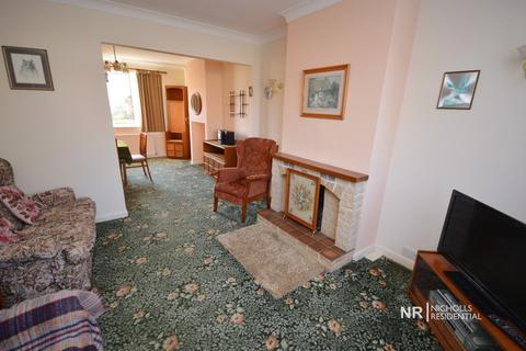 15 Mansfield Road, Chessington, KT9 2PJ