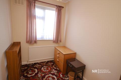 15 Mansfield Road, Chessington, KT9 2PJ