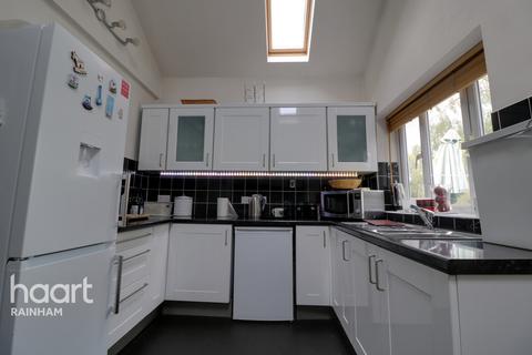 9 Betterton Road, Rainham, RM13 8NA