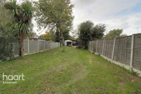 9 Betterton Road, Rainham, RM13 8NA