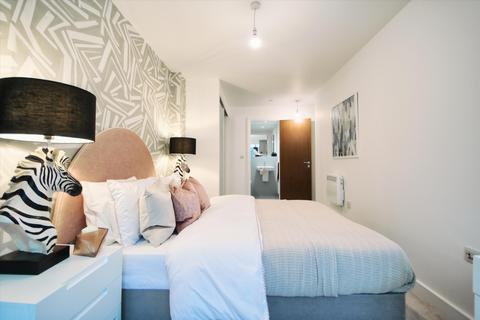 2 bedroom flat for sale - The Grand Exchange, Market Street, Bracknell, Berkshire, RG12