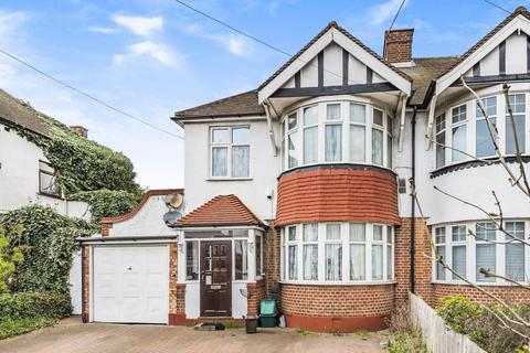 203 Tolworth Rise North, Surbiton, KT5 9ET