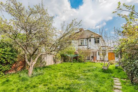 203 Tolworth Rise North, Surbiton, KT5 9ET
