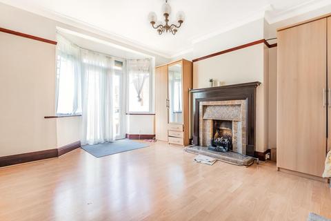203 Tolworth Rise North, Surbiton, KT5 9ET