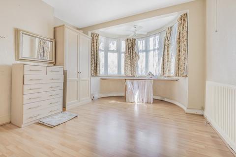 203 Tolworth Rise North, Surbiton, KT5 9ET