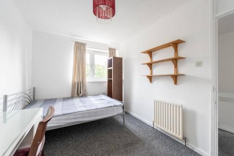 40 Fownes Street, London, SW11 2TJ