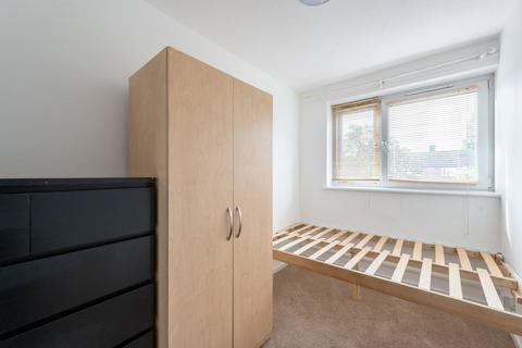 40 Fownes Street, London, SW11 2TJ