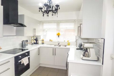 2 bedroom flat for sale - Astley Road, Seaton Delaval, Whitley Bay, Northumberland, NE25 0DG