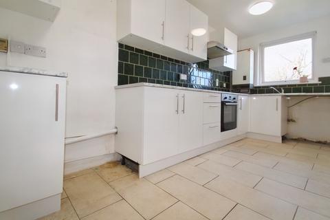 1 bedroom apartment for sale, St. Helens Close, Uxbridge, Greater London