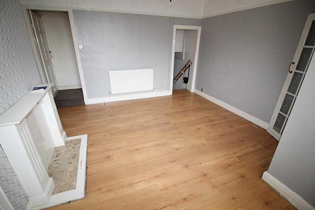 Milton Street, Sowerby Bridge 2 bed terraced house £110,000