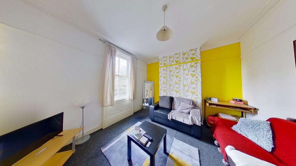 Apartment in Nottingham - View 2