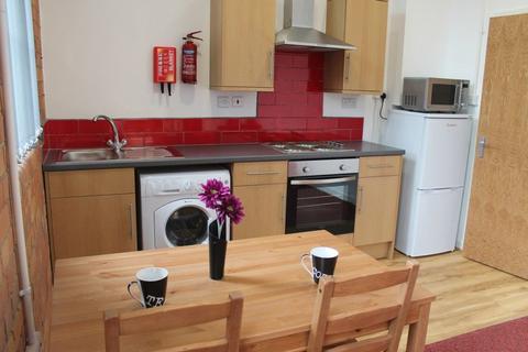 2 bedroom flat to rent, 106 Lower Parliament Street Flat 1, Byron Works, NOTTINGHAM NG1 1EH