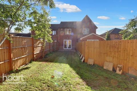 2 Belton Close, Northampton, NN4 0FP