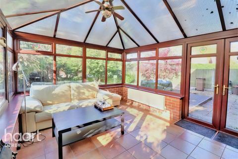 30 Fairbourne Drive, Mickleover, Derby, DE3 0SA
