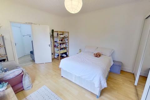 undefined, Flat A, 46 Addison Street