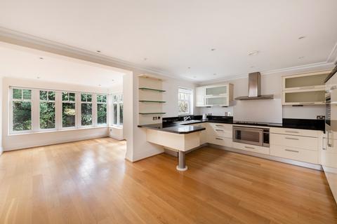 5 bedroom semi-detached house for sale - MOUNTVIEW CLOSE, LONDON NW11