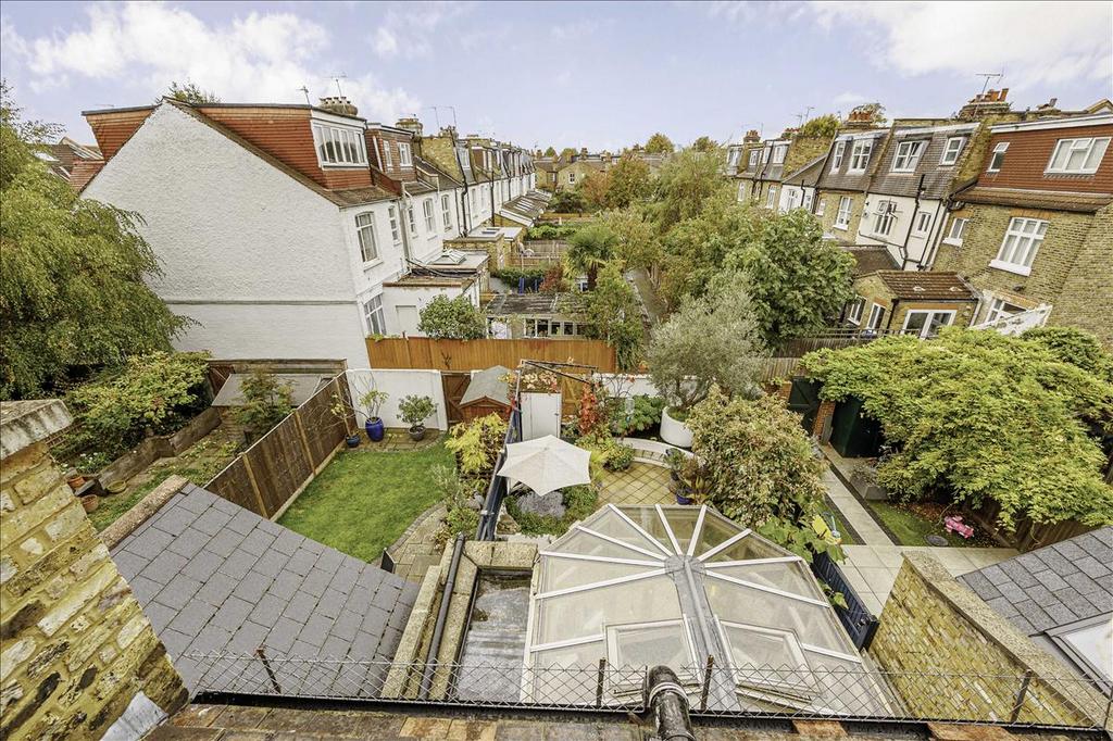 Greenend Road, Chiswick, W4 4 bed house £1,375,000