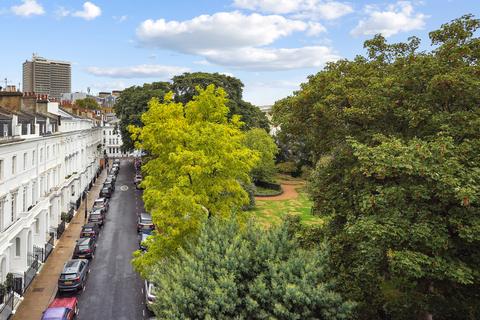 8 Hereford Square, London, SW7 4TT