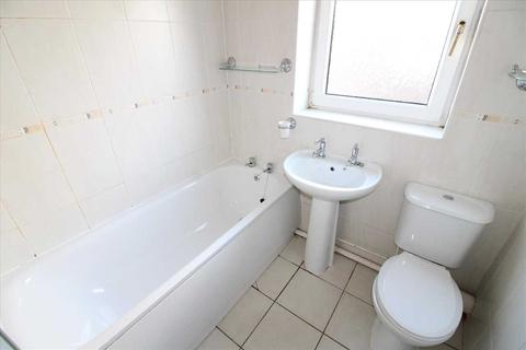 12 Linnet Way, Liverpool, L33 4DR
