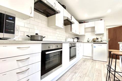 undefined, Queens Road, Reading, Berkshire, RG1