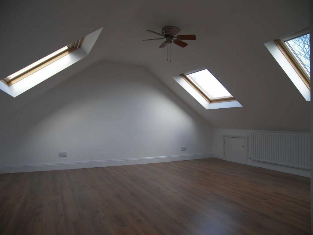 Double bedroom 2