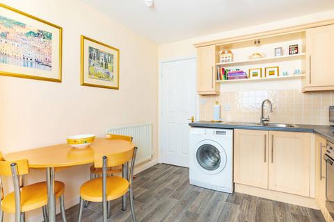 23g Fraser Road, Aberdeen, AB25 3UE