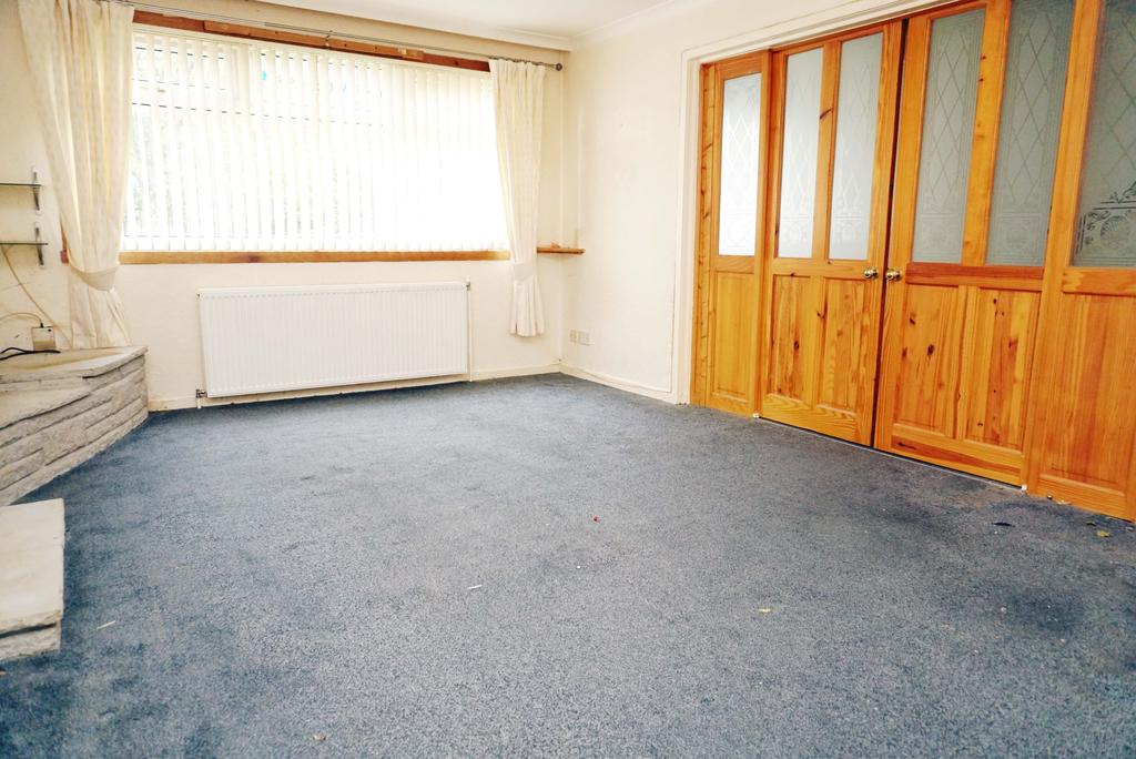 Colonsay, East Kilbride G74 3 bed terraced house for sale £120,000