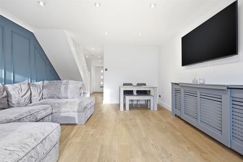 undefined, Fraser Close, Laindon, Essex, SS15