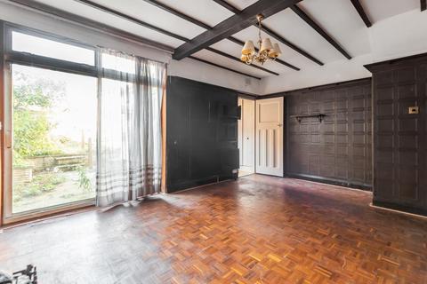 83 The Ridgeway, London, W3 8LP