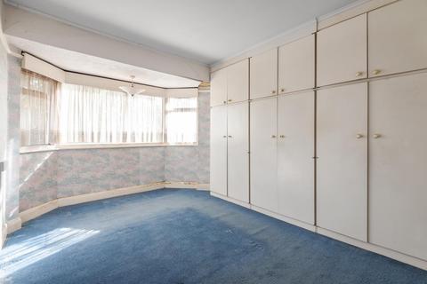 83 The Ridgeway, London, W3 8LP