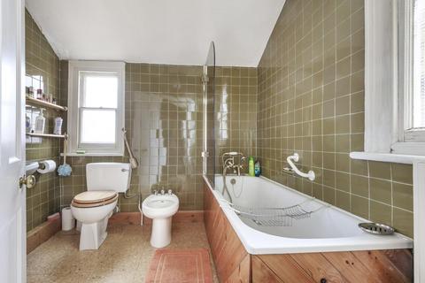 42 Clyde Road, London, N22 7AE