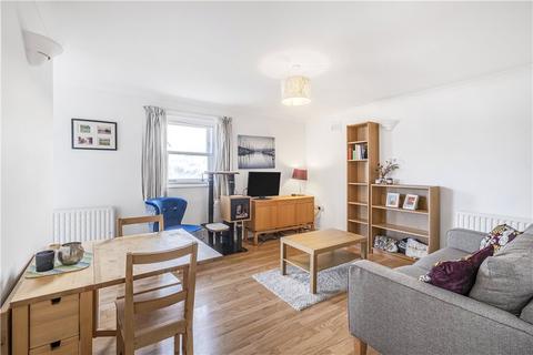 2 bedroom apartment for sale, Stoke Newington Church Street, London, N16