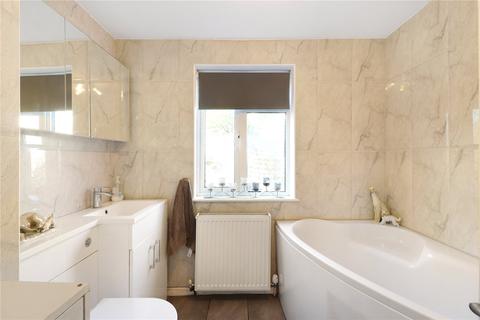 29 Russell Road, Gravesend, DA12 2RT