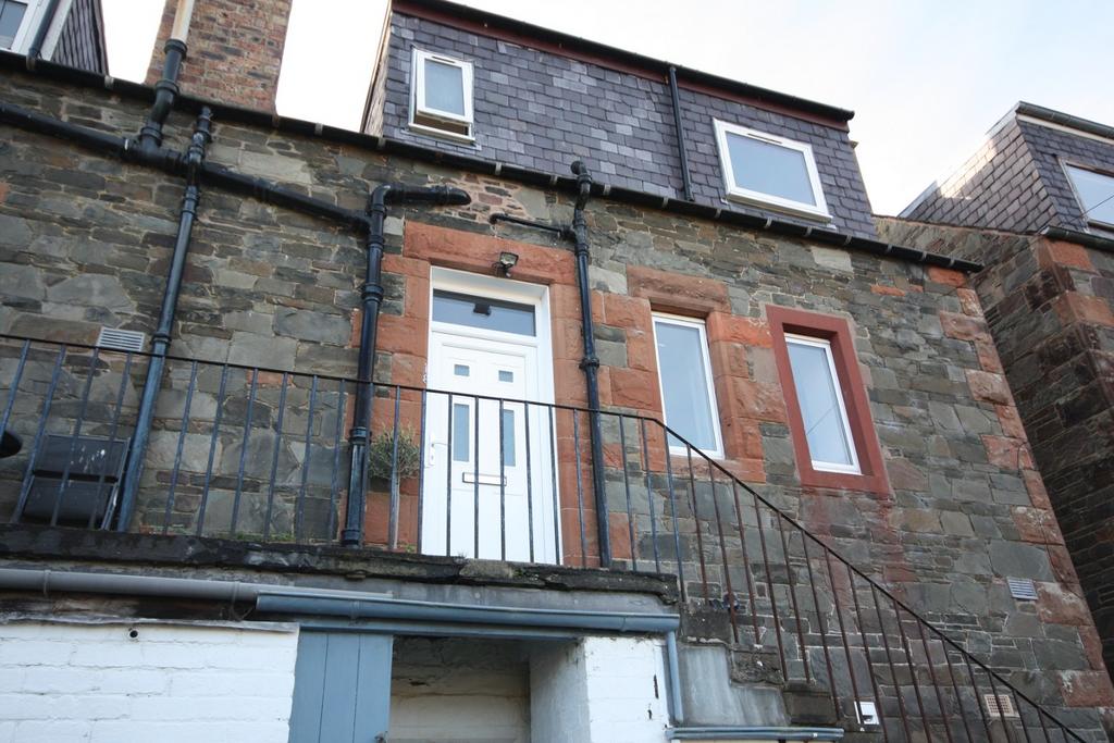Meigle Street, Galashiels, TD1 3 bed flat £725 pcm (£167 pw)