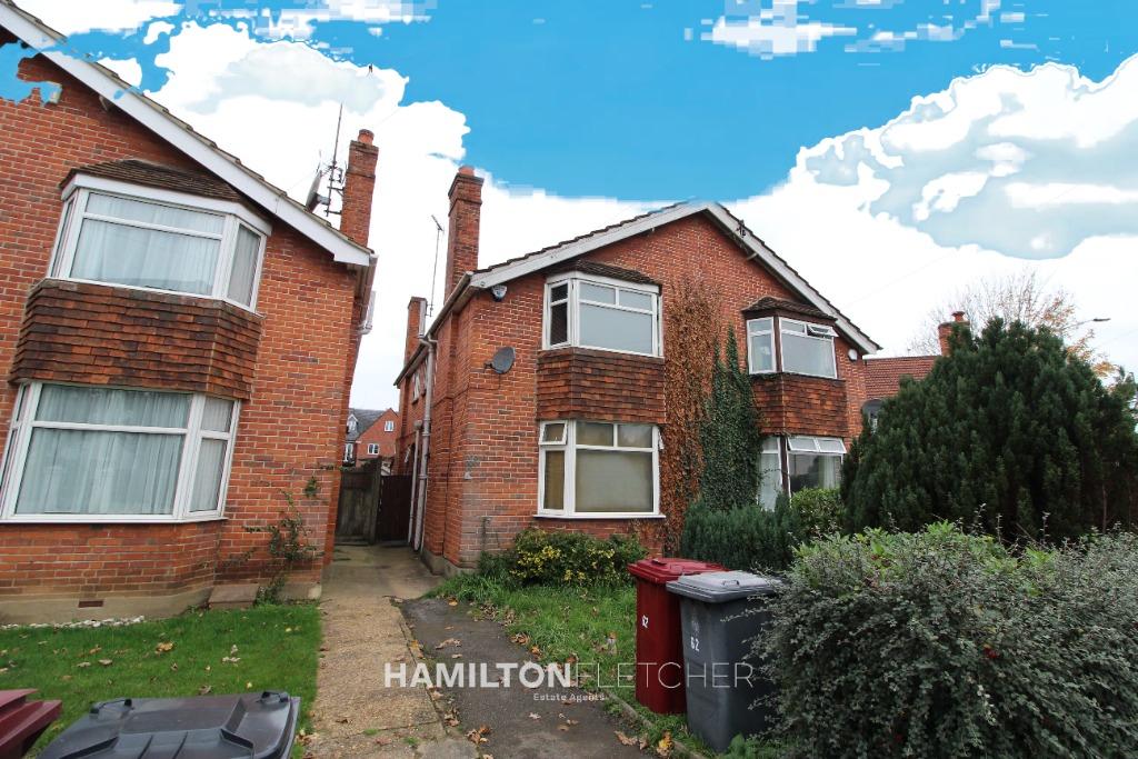 Eastern Avenue, Reading, RG1 4 bed house £2,000 pcm (£462 pw)