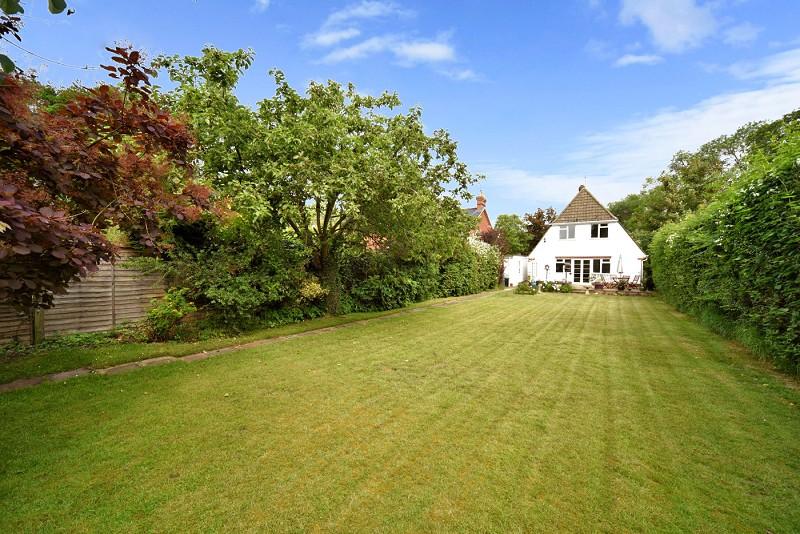 Kiln Lane, Binfield Heath, Henleyonthames, Oxfordshire. RG9 3 bed detached house for sale £