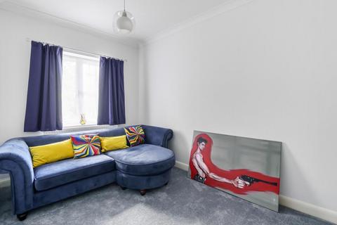 7 Lady Aylesford Avenue, Stanmore, HA7 4FG