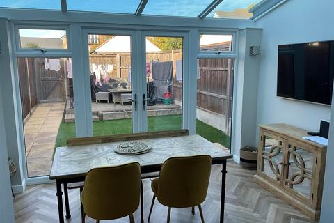 3 Heron Place, Wouldham, Rochester, ME1 3FG