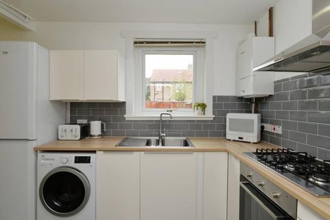 41 Drum Brae Crescent, Edinburgh, EH4 7SD