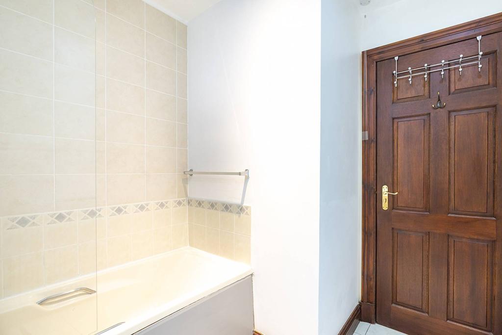 MFL8203906 639.jpg