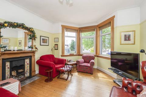 56 Duddingston View, Edinburgh, EH15 3NA