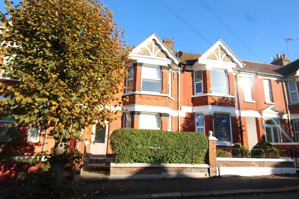 Rock Avenue, Gillingham, ME7 3 bed terraced house for sale £360,000