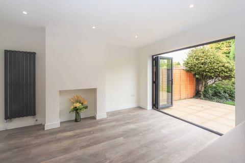 undefined, Goldfield Road, Tring