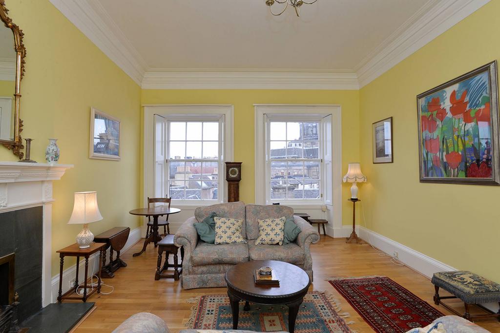 18/3 Queensferry Street, West End, Edinburgh, EH2 4QW 3 bed flat for
