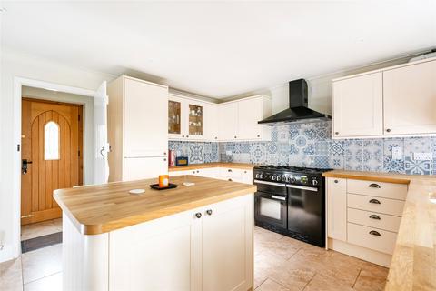 undefined, Queen Catherine Road, Steeple Claydon, Buckinghamshire, MK18
