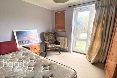 1 bedroom in a house share to rent - Room available in Iver