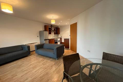 2 bedroom apartment to rent, City South, City Road East, Manchester, M15 4QA