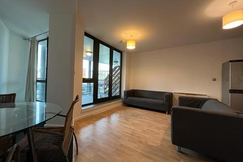 2 bedroom apartment to rent, City South, City Road East, Manchester, M15 4QA
