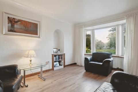 110 Simshill Road, Glasgow, G44 5EN