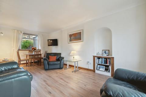 110 Simshill Road, Glasgow, G44 5EN